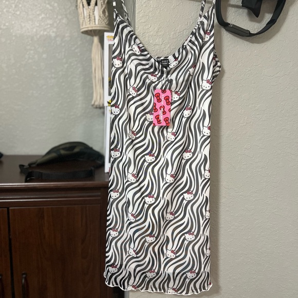 Hello kitty slip dress for women - Picture 2 of 2